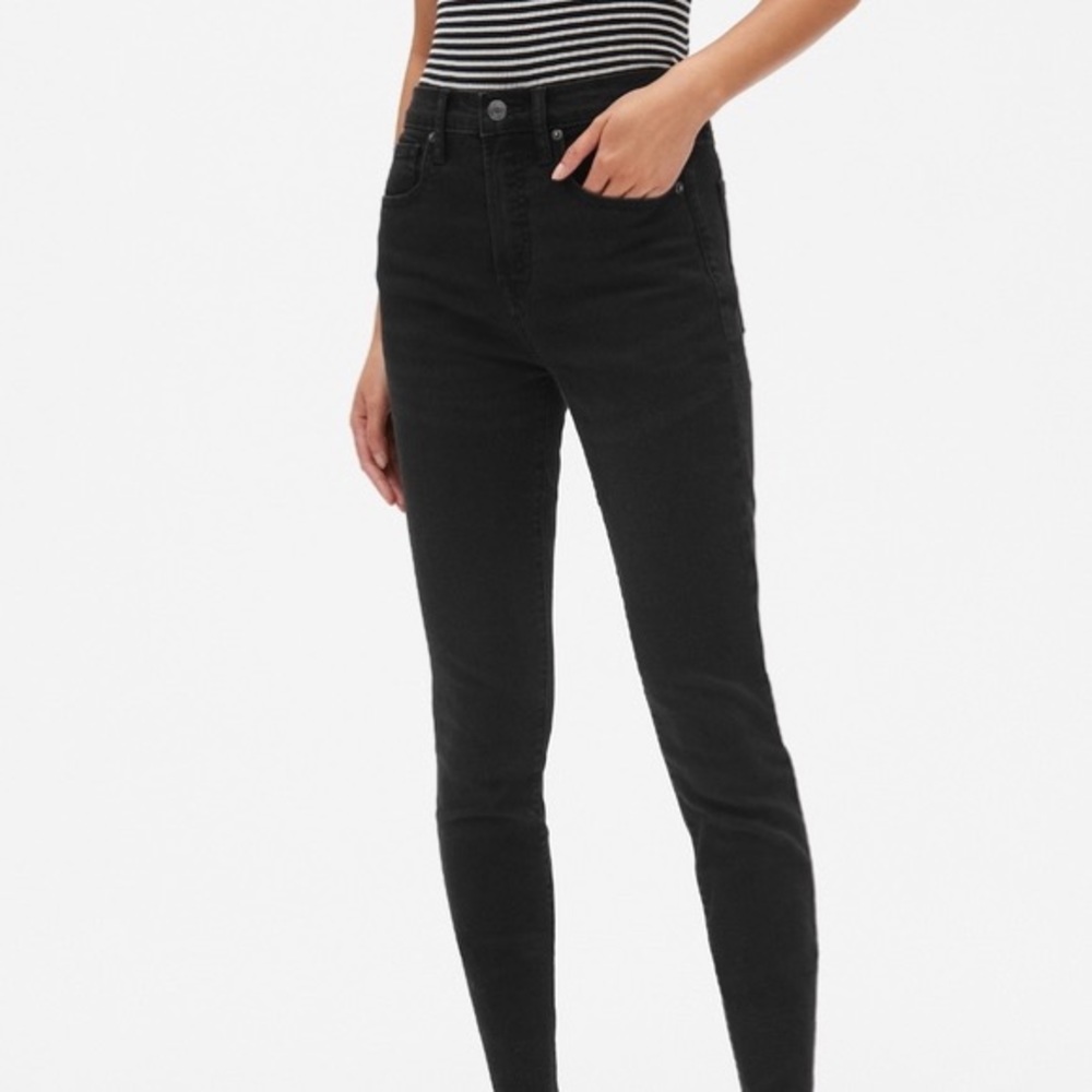 Gap True Skinny Jeans
